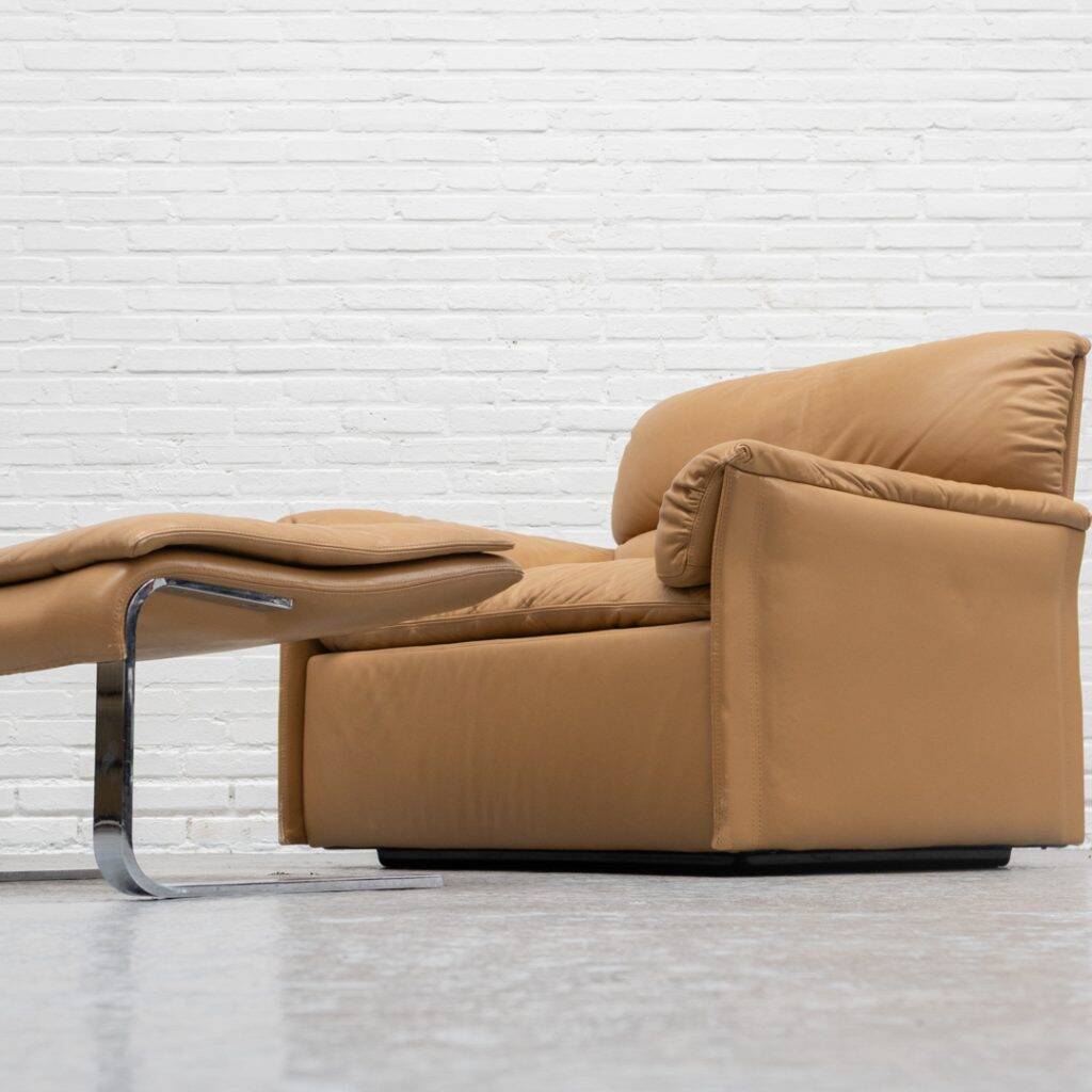 Queening Armchair by Giovanni Ofredi for Saporiti