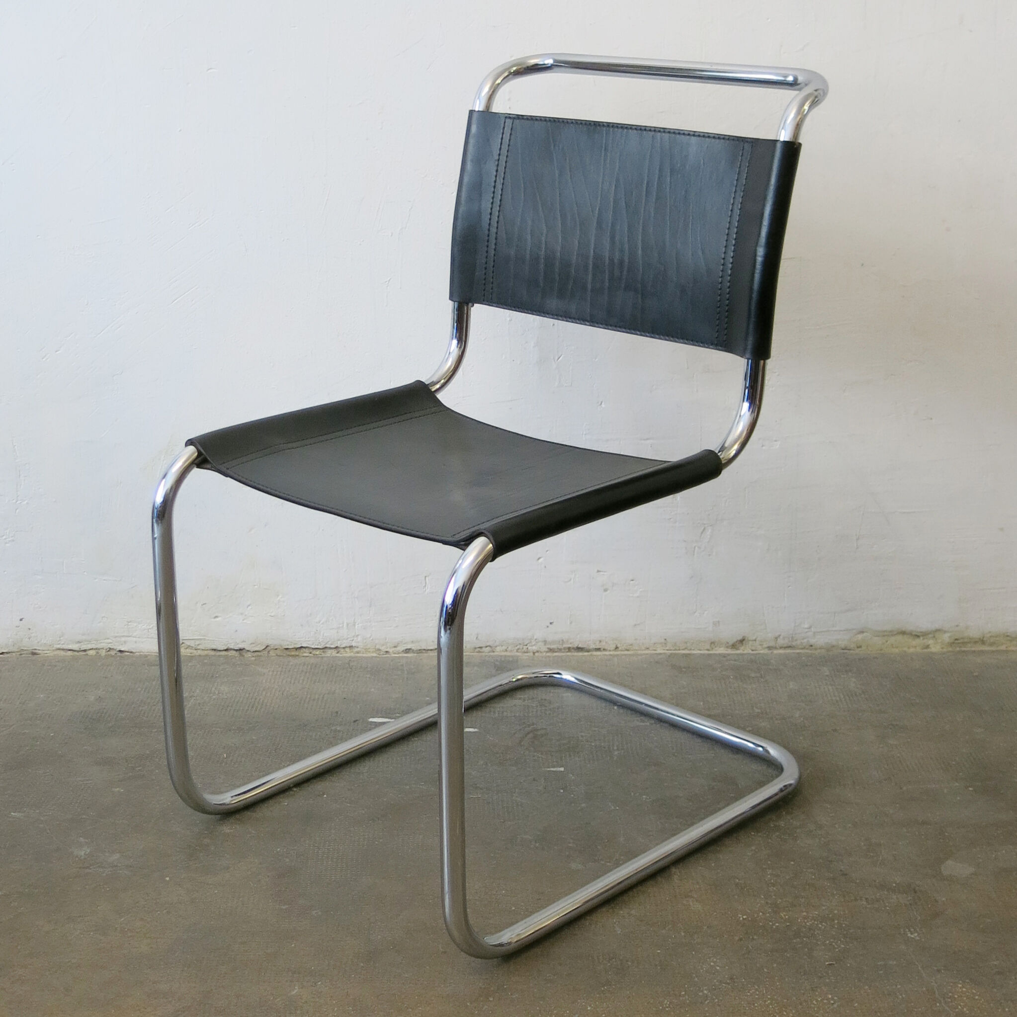 Pair of chairs Marcel Breuer B33