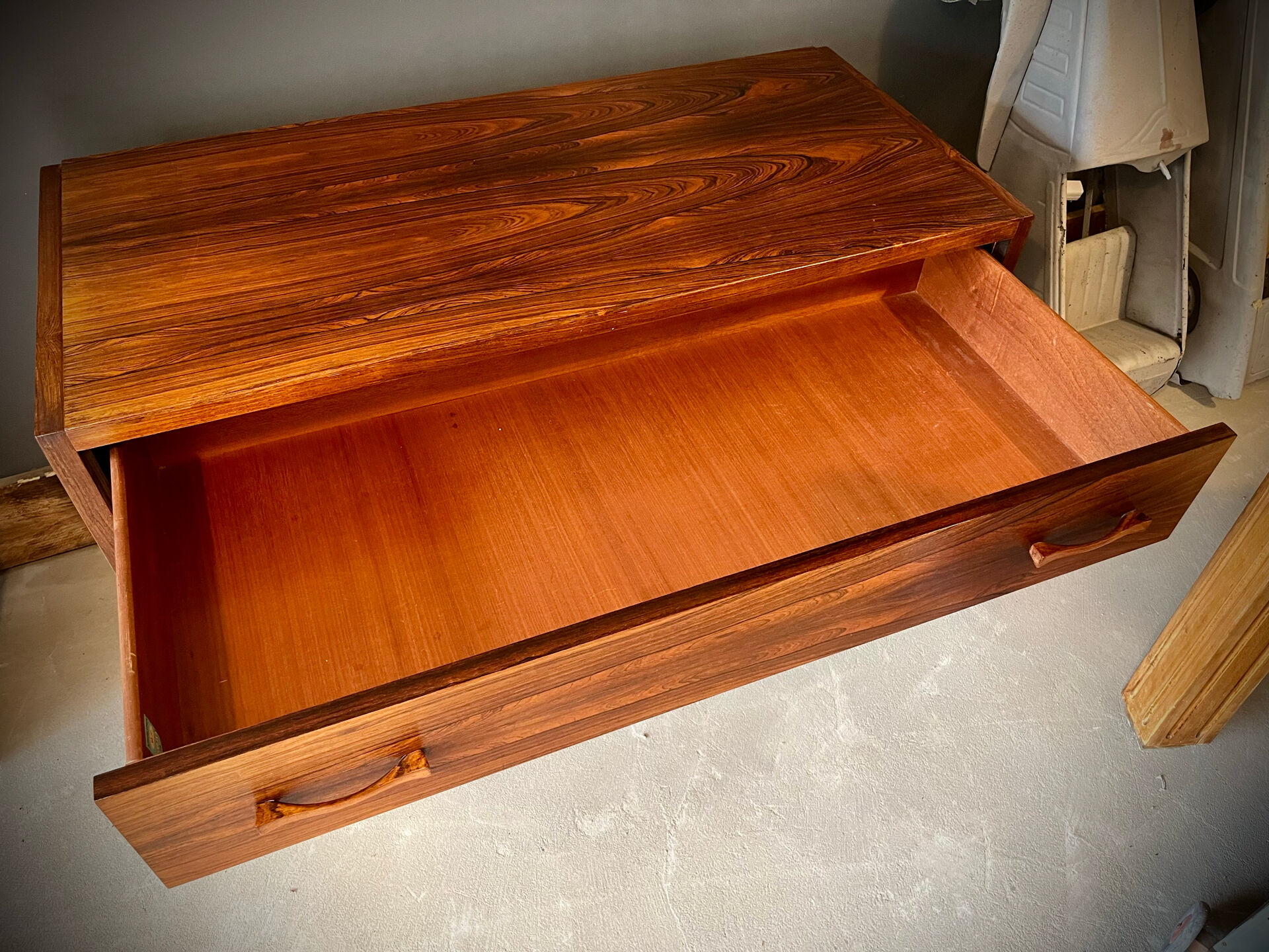 Commode Luigi Bartolini 1960s