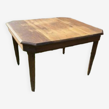 Table carré en bois