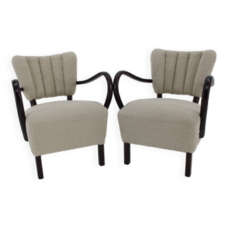 1930s Pair of Jindrich Halabala Art Deco H-237 Armchairs in Bouclé, Restored