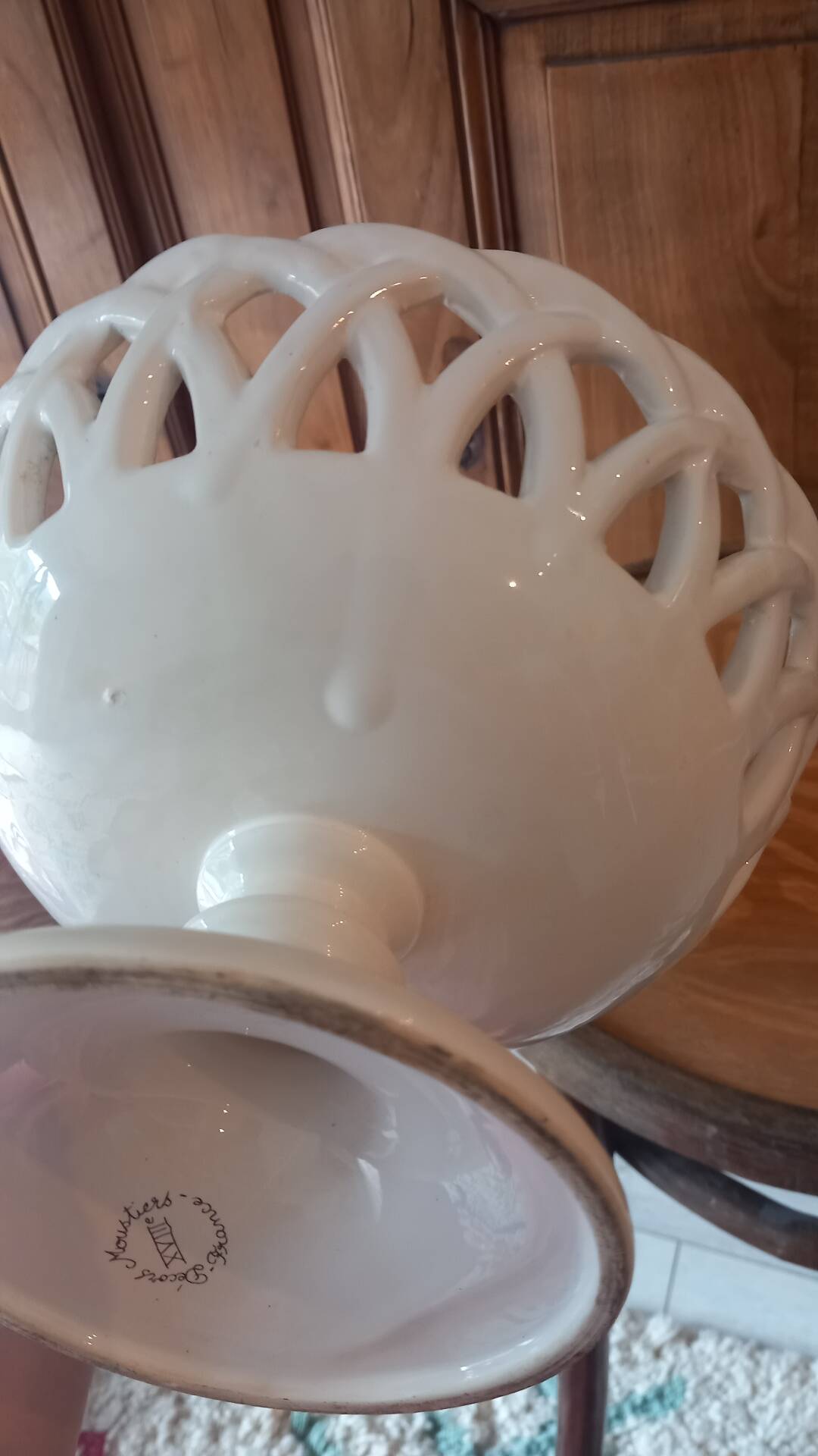 Fruit bowl faience Moustiers decoration
