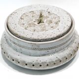 Rare ceramic box or candy dish by Aldo Londi for Bitossi 1960.