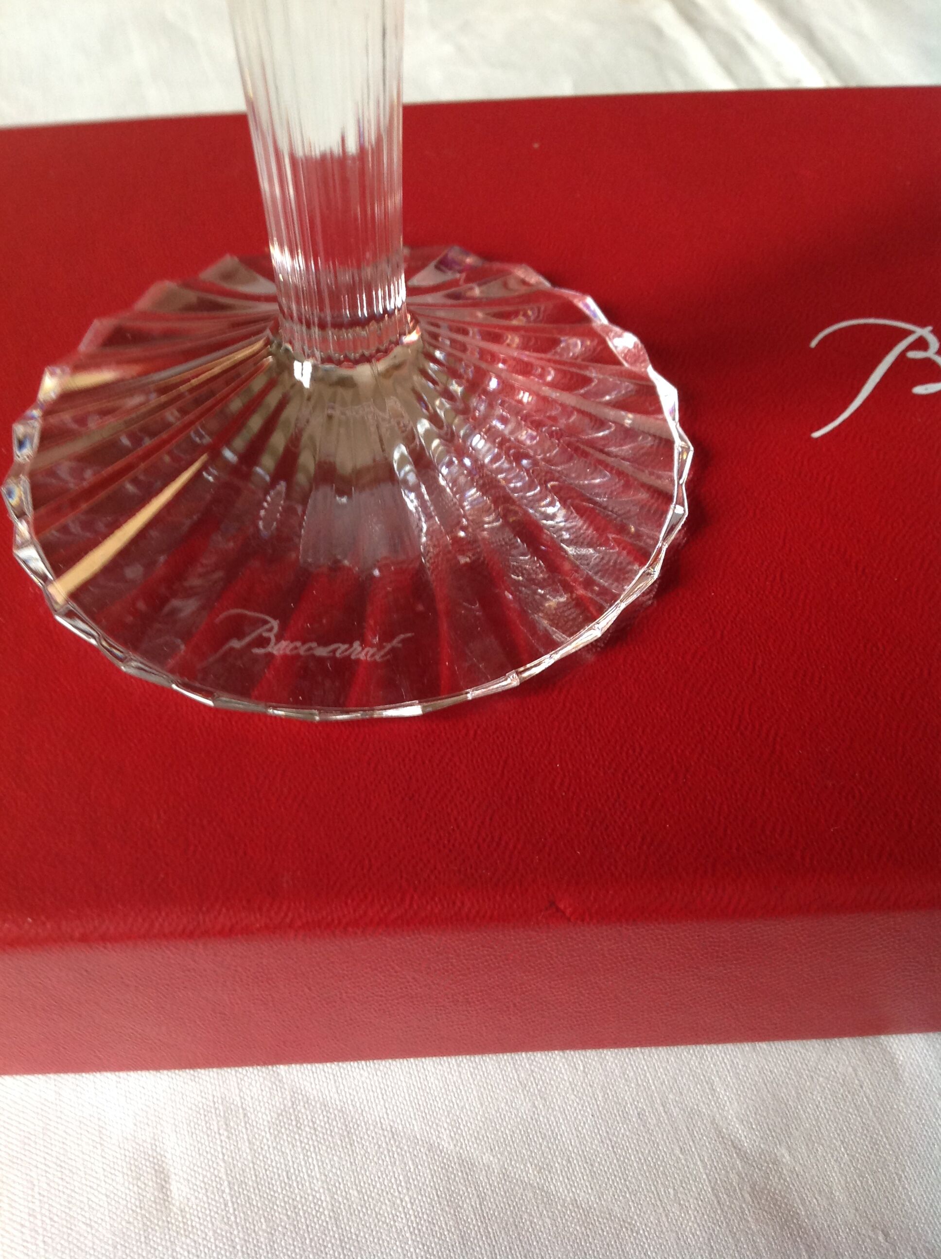 Flute in Baccarat crystal, model thousand night flutissimo.