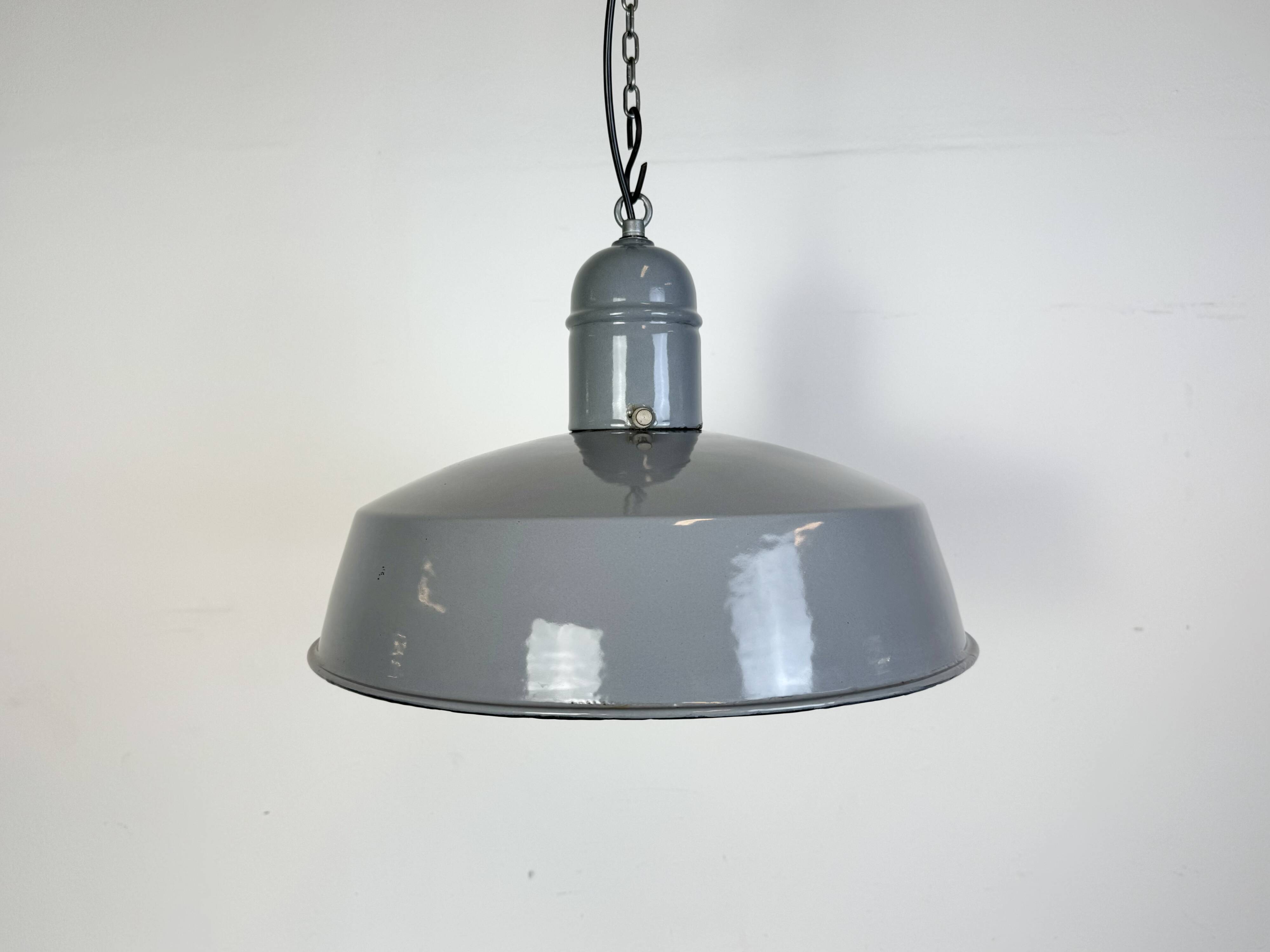 Industrial Grey Enamel Factory Pendant Lamp, 1960s