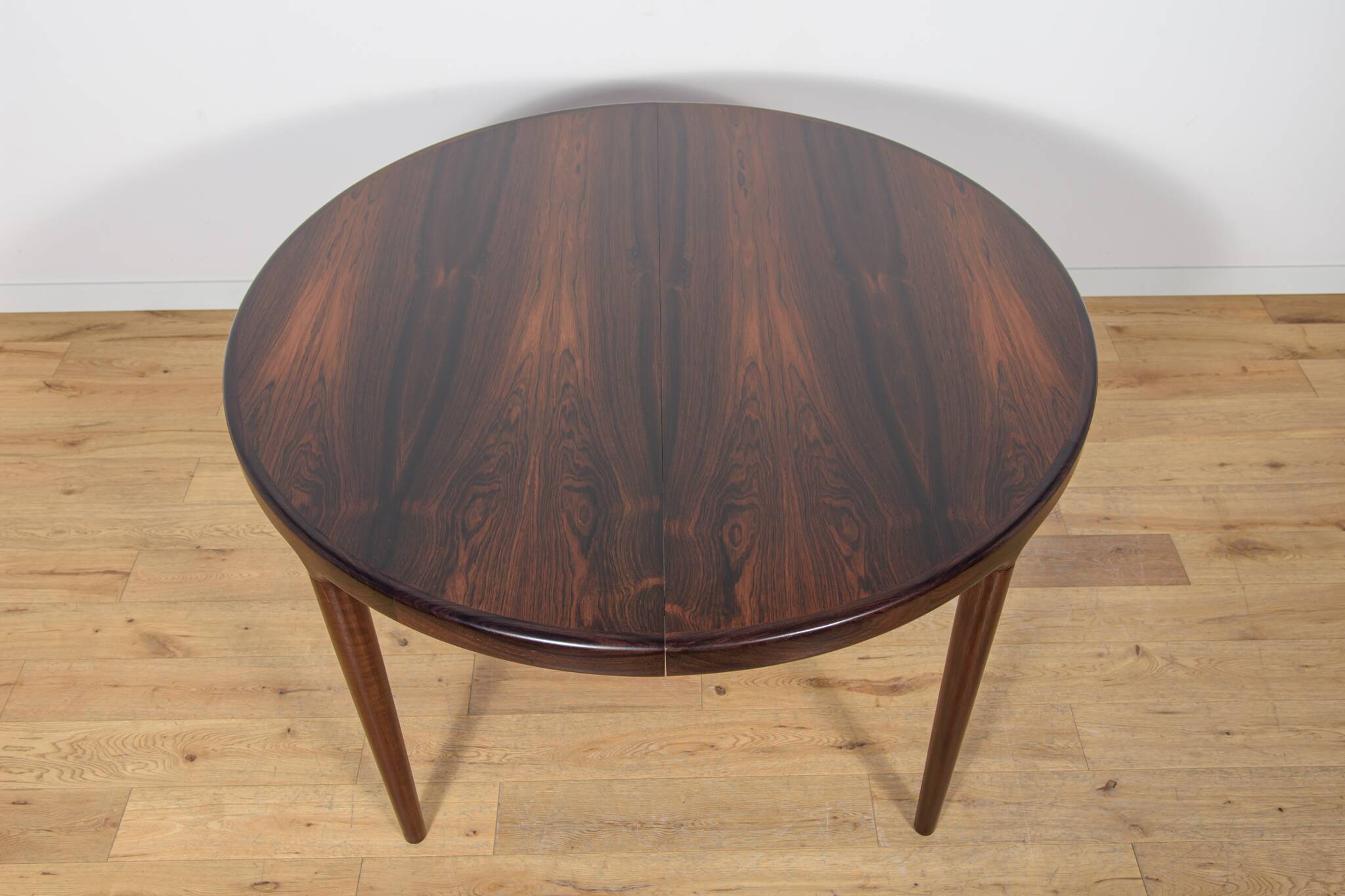 Mid-Century Round Rosewood Extendable Dining Table, Denmark, 1960s