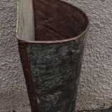 Umbrella door / zinc flower pot