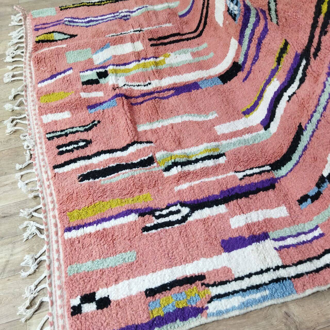 Handmade Moroccan Berber rug 290 X 237 CM