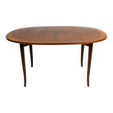 Table basse « Ovalen » en bouleau estampillée Carl Malmsten, Suède