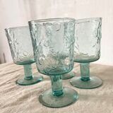 Coloured stemmed lenses