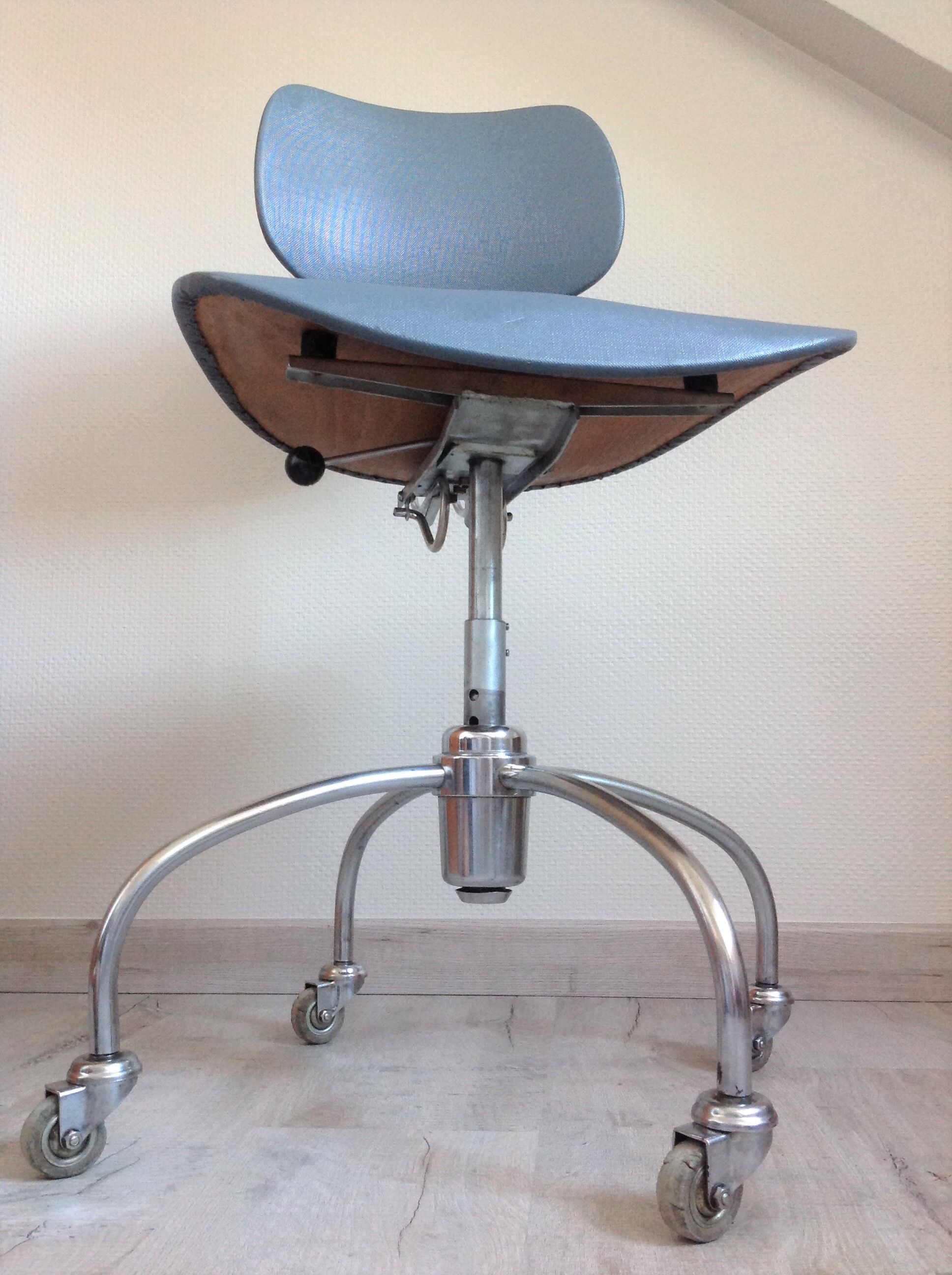 Chrome metal swivel chair industrial/vintage style 50s-60s