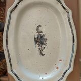 Grand plat en faience ancienne