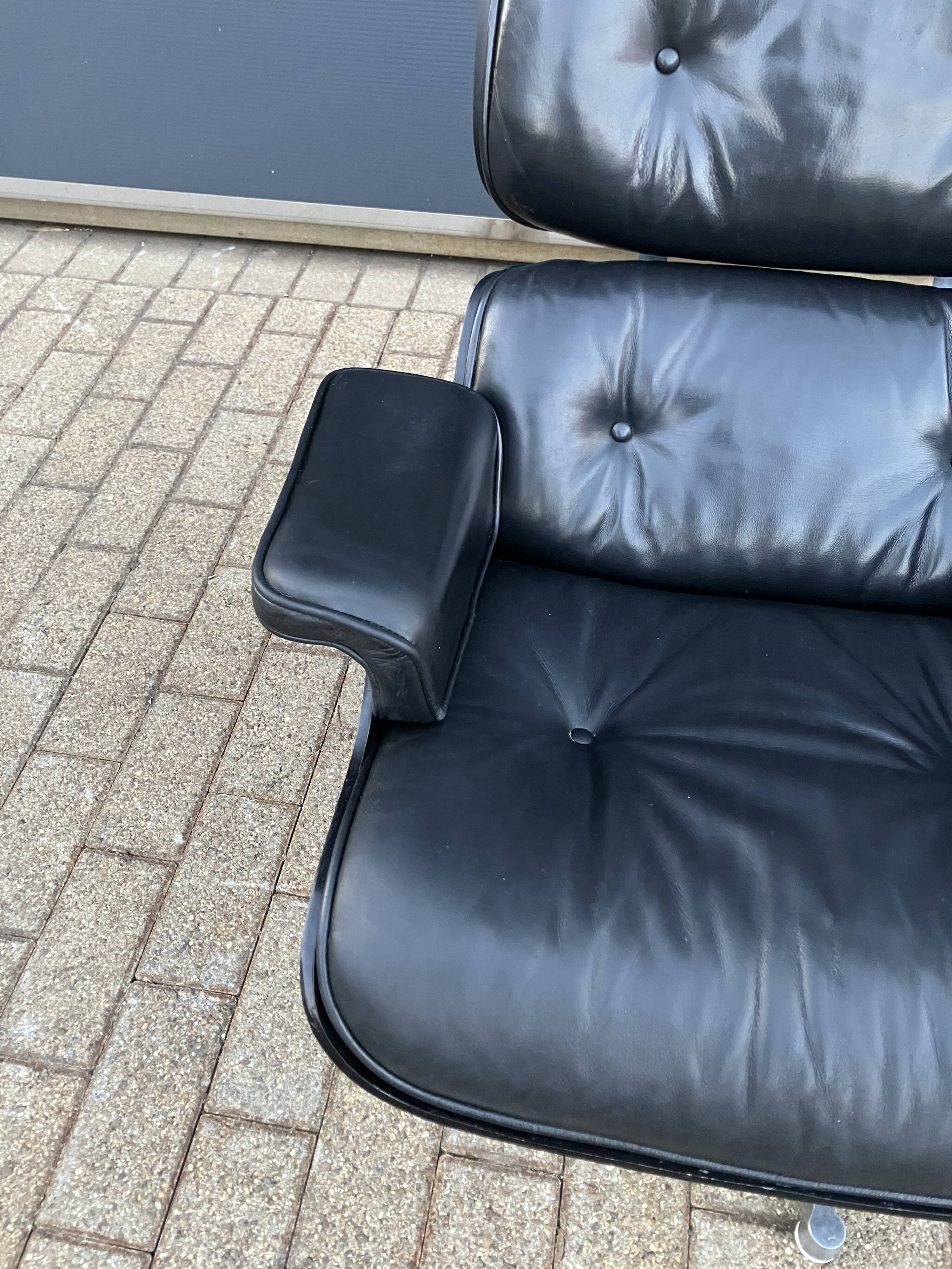 Vitra Eames lounge chair met Ottoman. Jaren 70. In Topstaat!