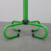 Porte-manteau italien en métal laqué des années 1970 avec porte-parapluie