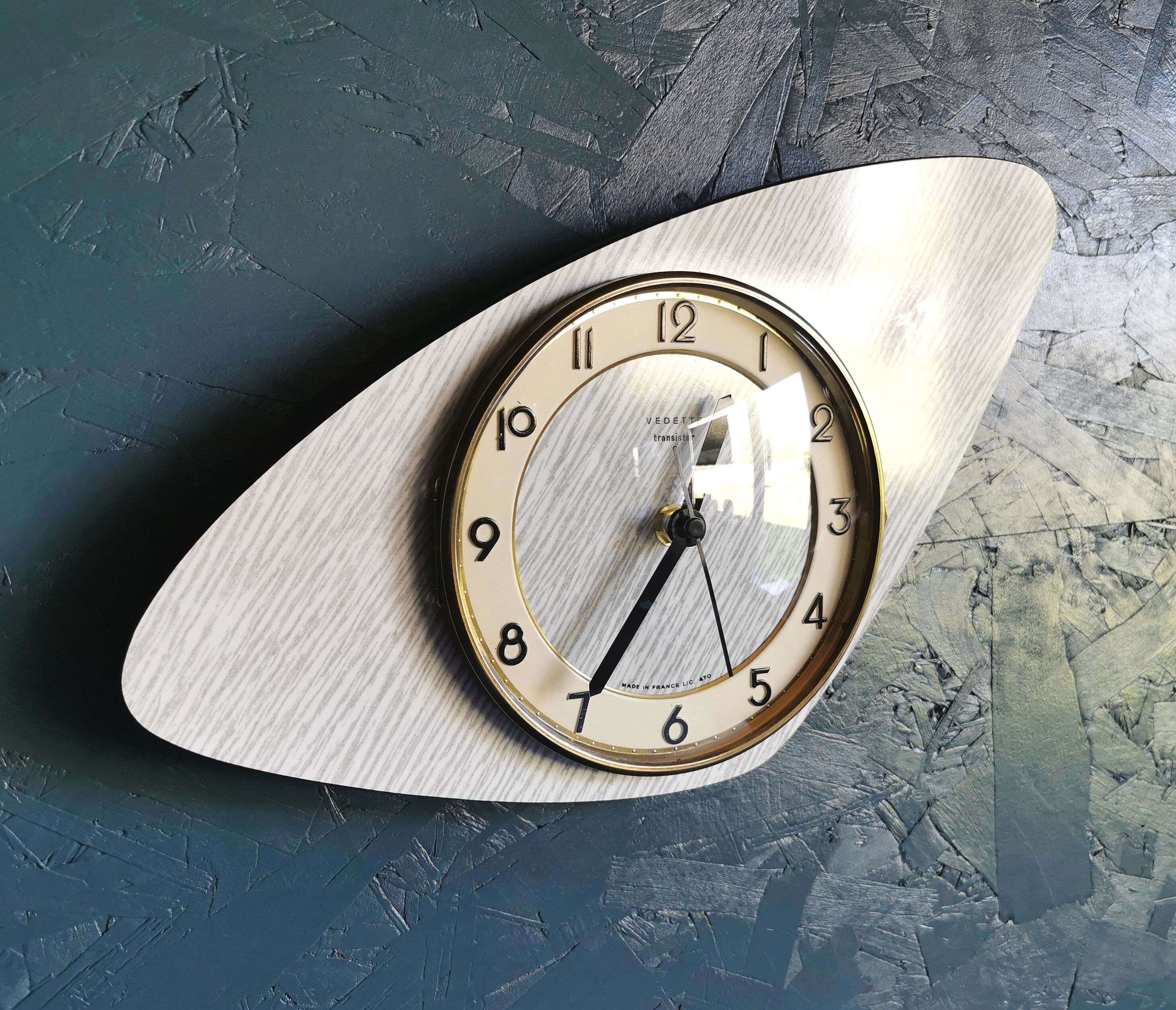 Vintage formica clock asymmetrical silent wall clock "Vedette transistor gray"