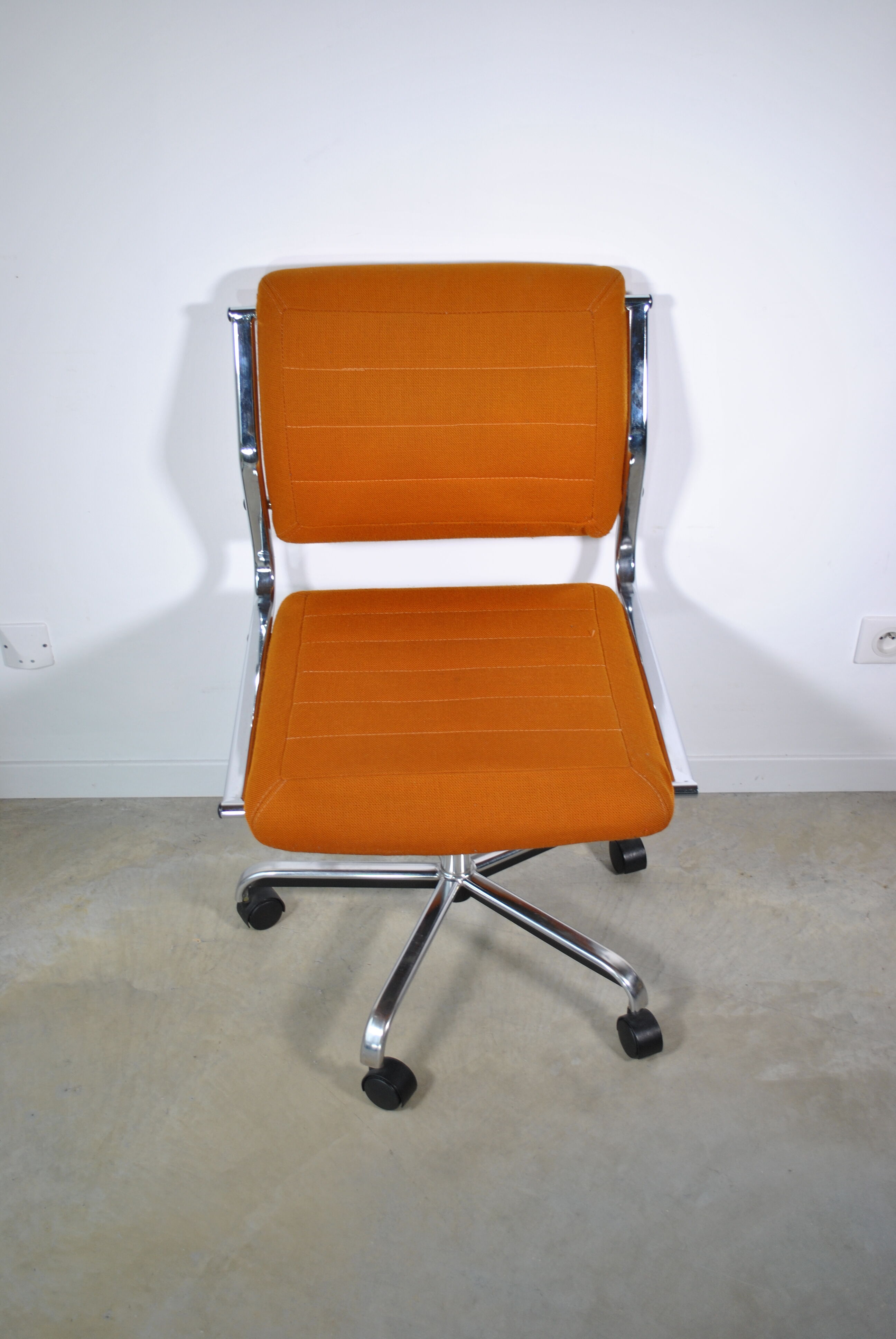 Office chair 1970