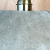 Lampe de table cuir vert daim et laiton, années 1970