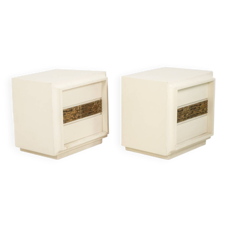 Luciano Frigerio. Pair of lacquered wood and bronze bedside tables. 1970s.