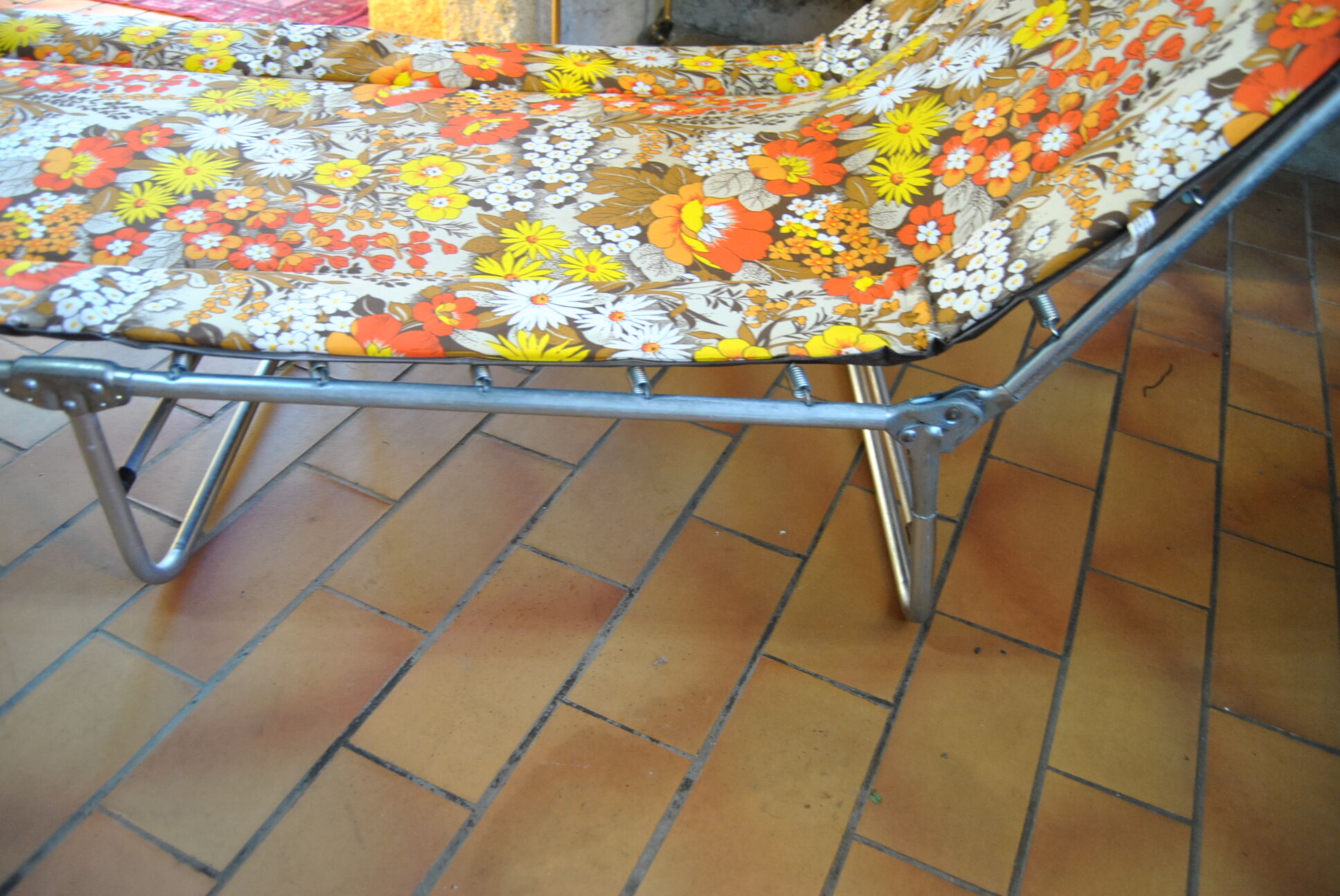 Vintage sunbathing deckchair 70s