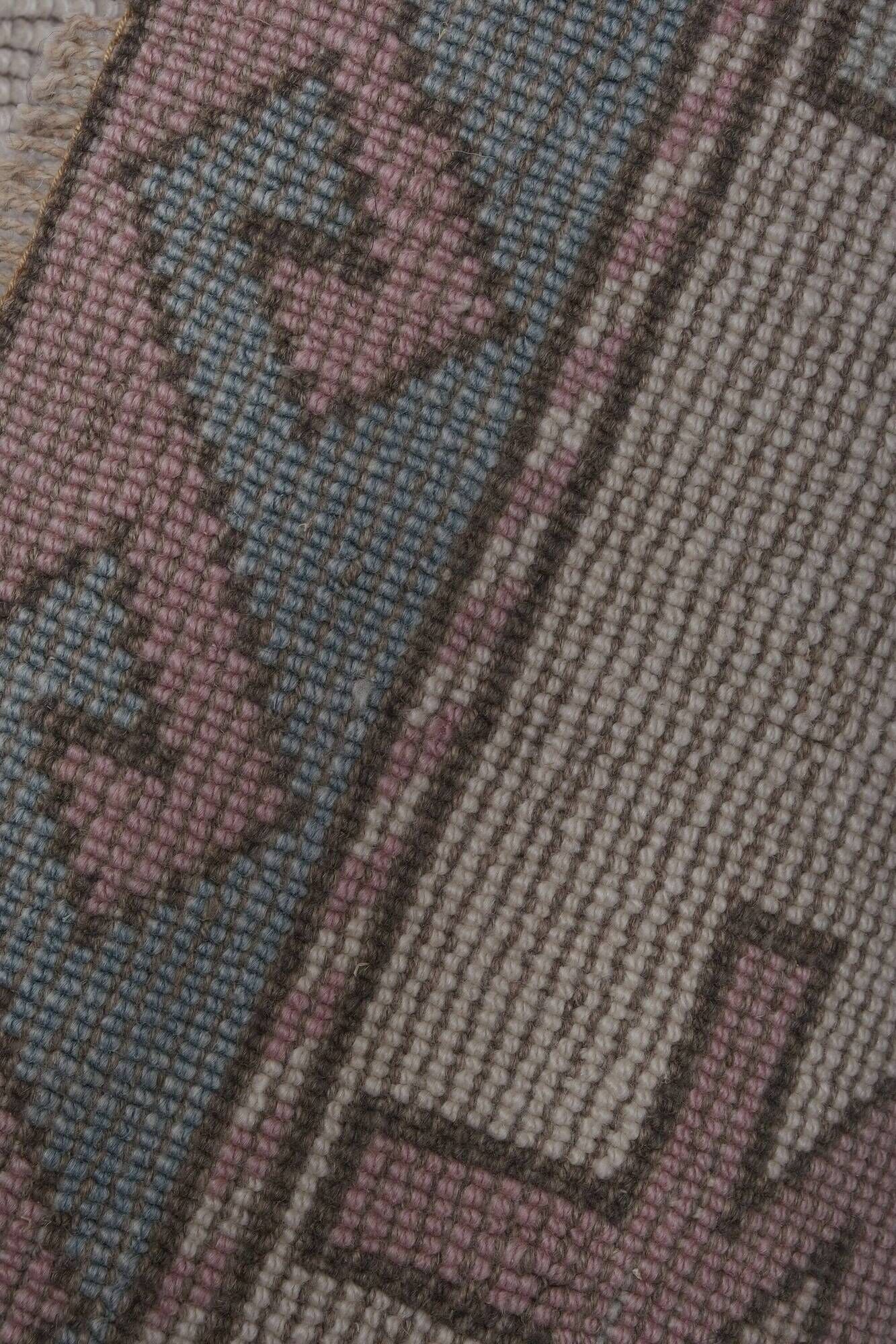 Vintage handmade Turkish rug 215x304 cm