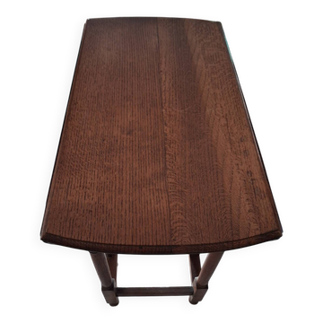 English table Gateberg from the 1920s/1940s.