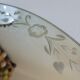 Miroir ovale gravé frise floral