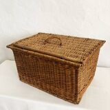 Old wicker basket with closure and handle