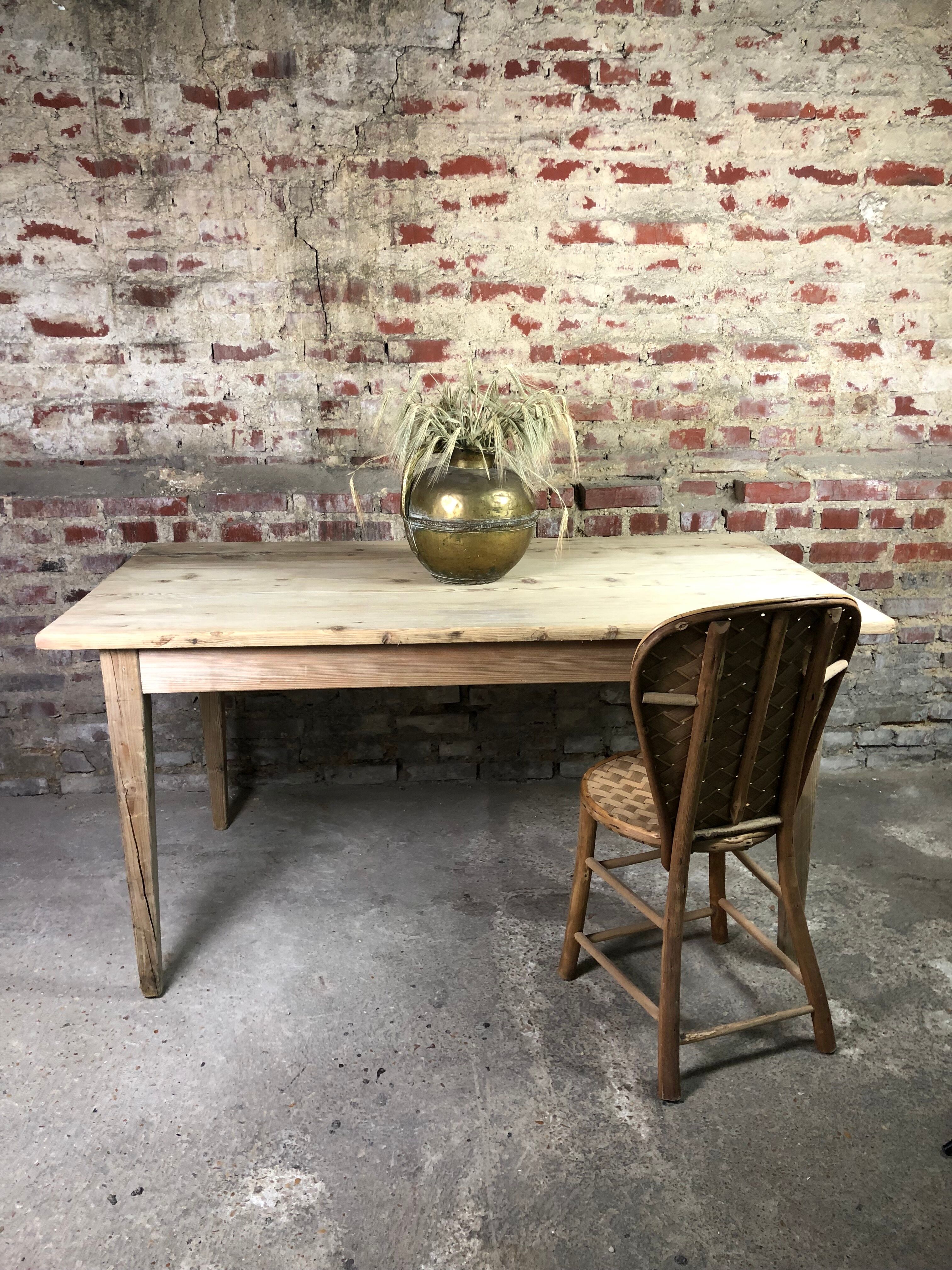 Farm table in raw pichepin 1900s