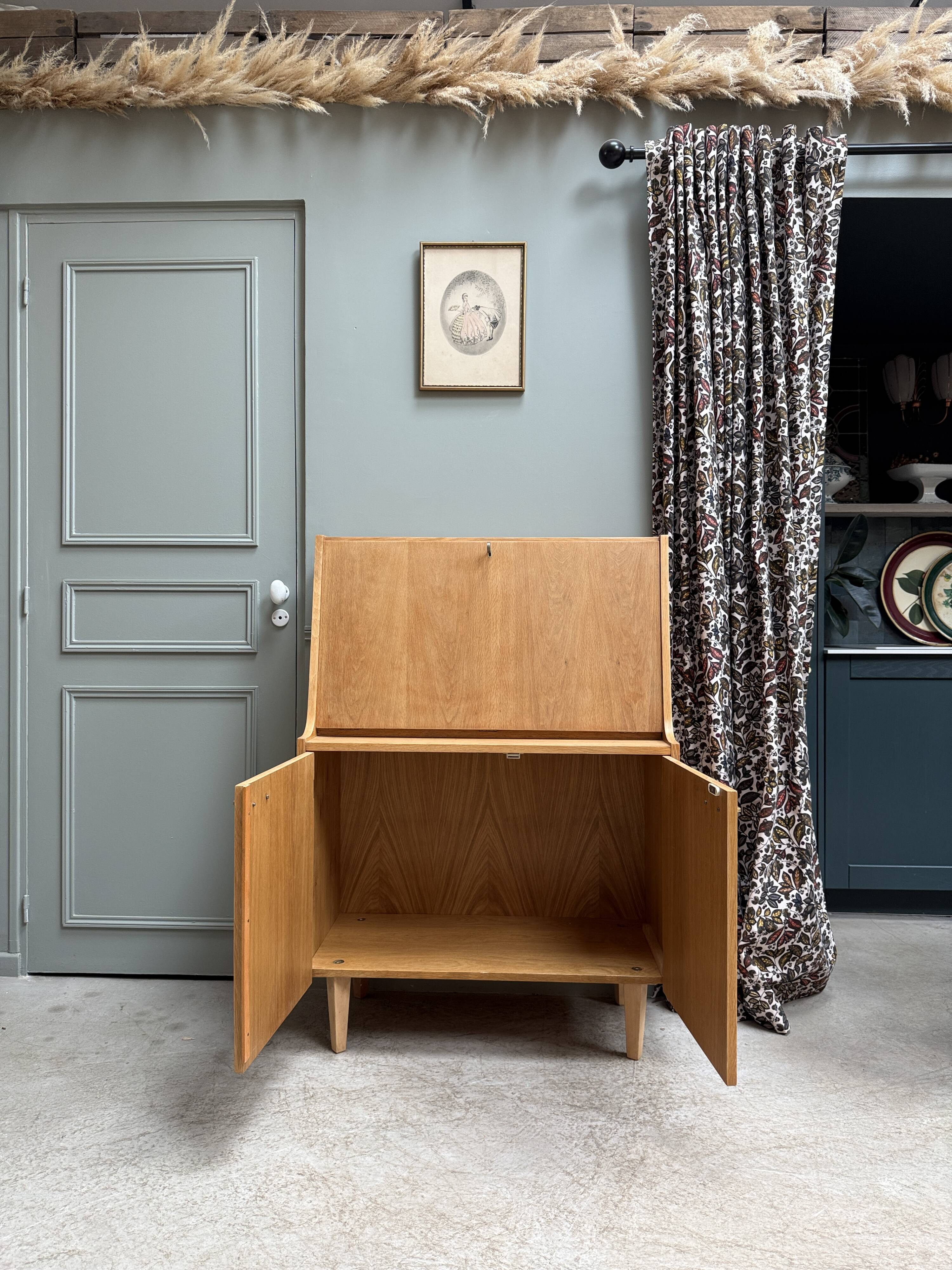 Secrétaire mid-century en chêne (rénovée)