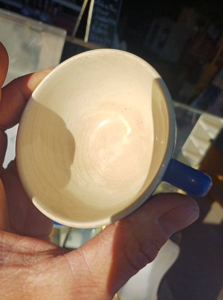 Villeroy & Boch cups and saucers