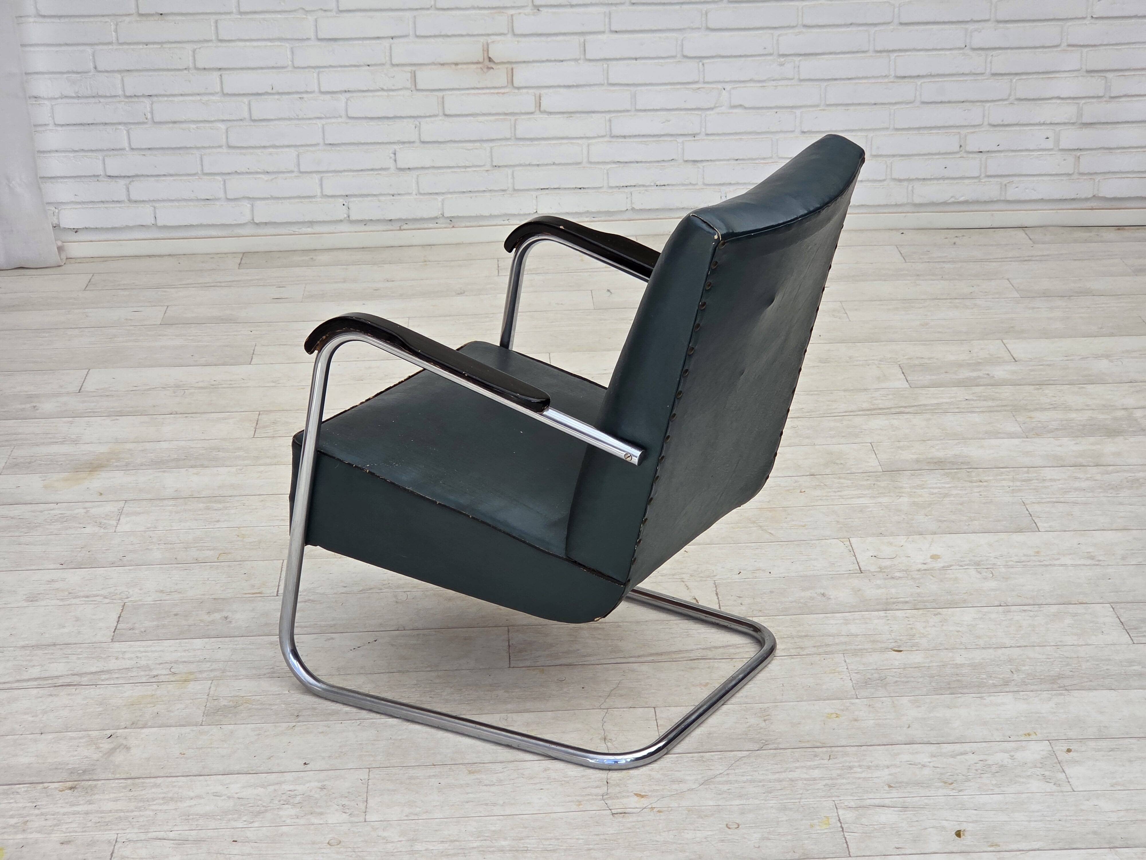 1950s, Scandinavian armchair in Bauhaus style, original condition.