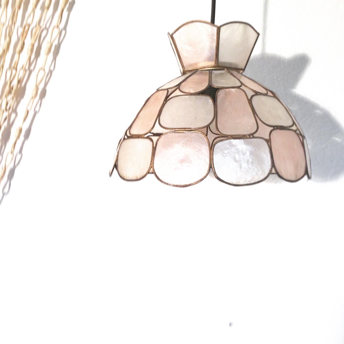 Art Deco mother-of-pearl pendant lamp