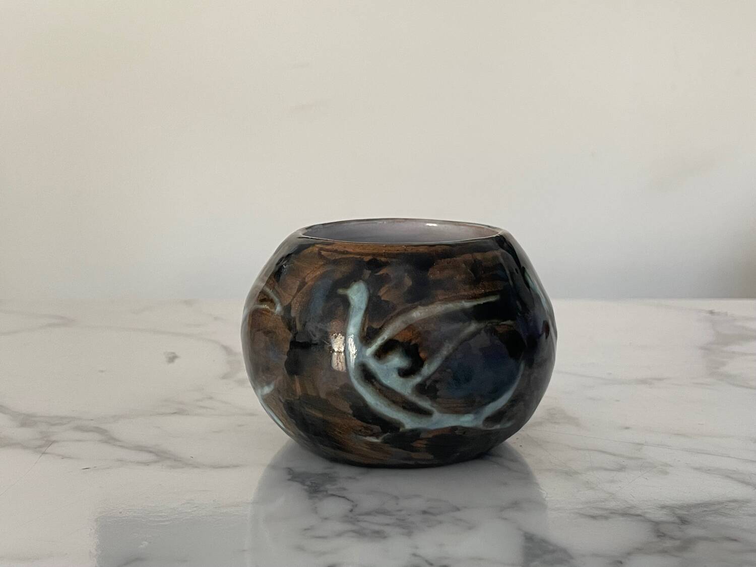 Small bowl signed AWpi 1957