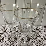Verres à pieds anciens