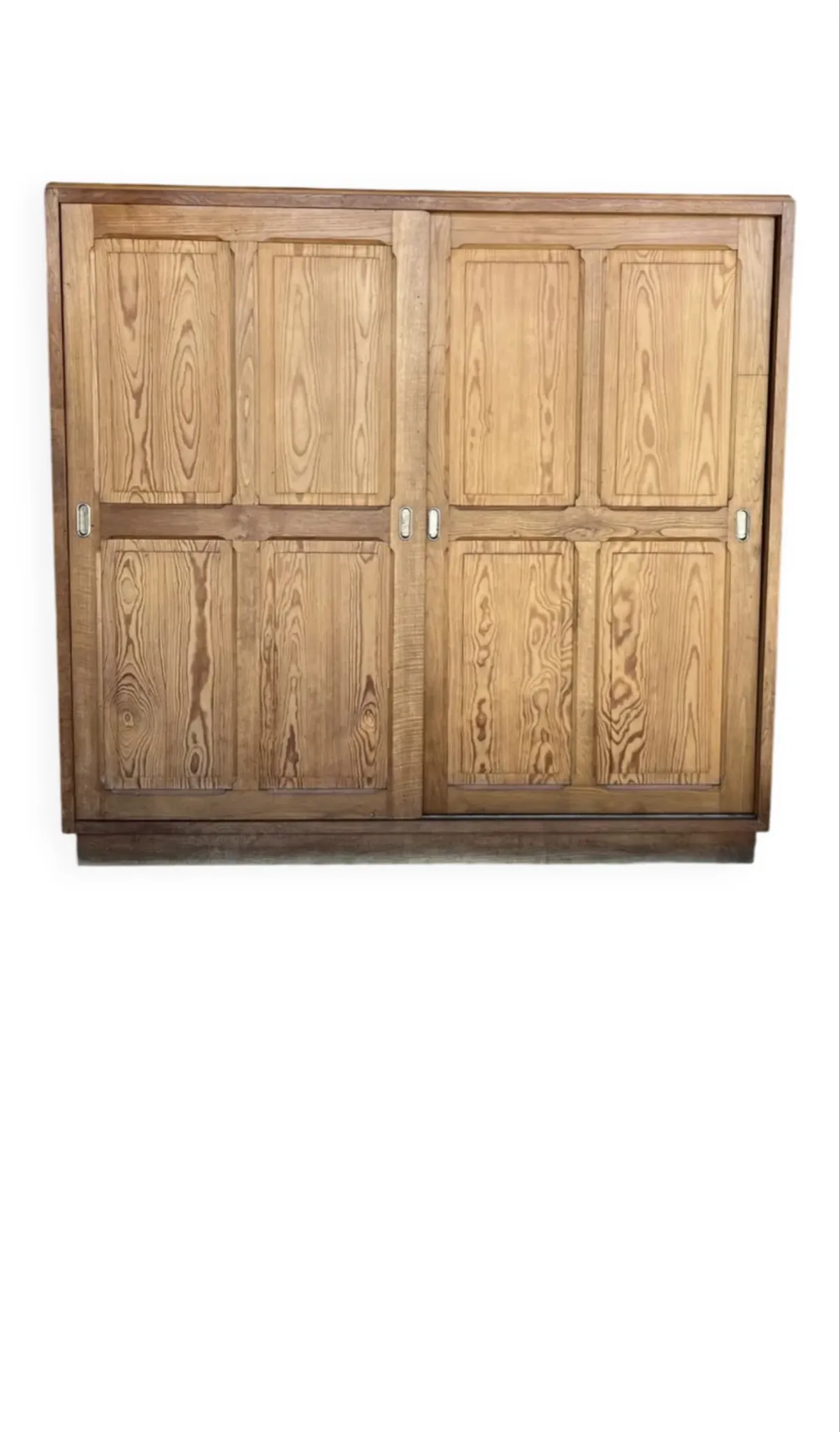 Sliding door wardrobe