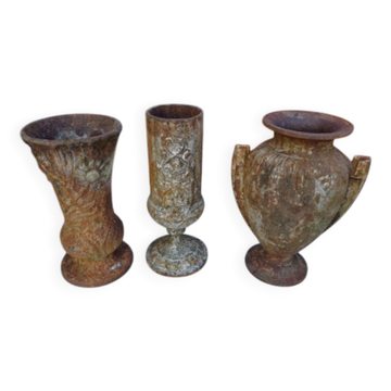 Lot de 3 vases en fonte 1900 de Charleville - Mézières