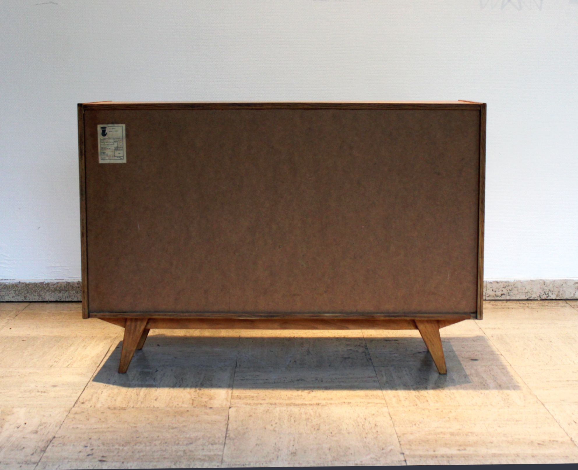 Commode U-453 par Jiří Jiroutek pour Interier Praha, 1960