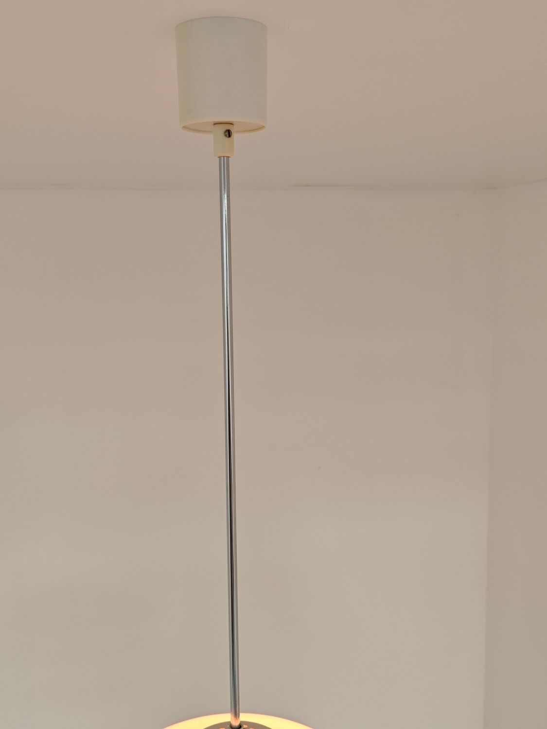 Suspension lamp "derby" in triplex opal glass – karel volf, osvě