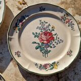 Set of 1 dinner plate and 4 dessert plates Villeroy Boch model 1562.