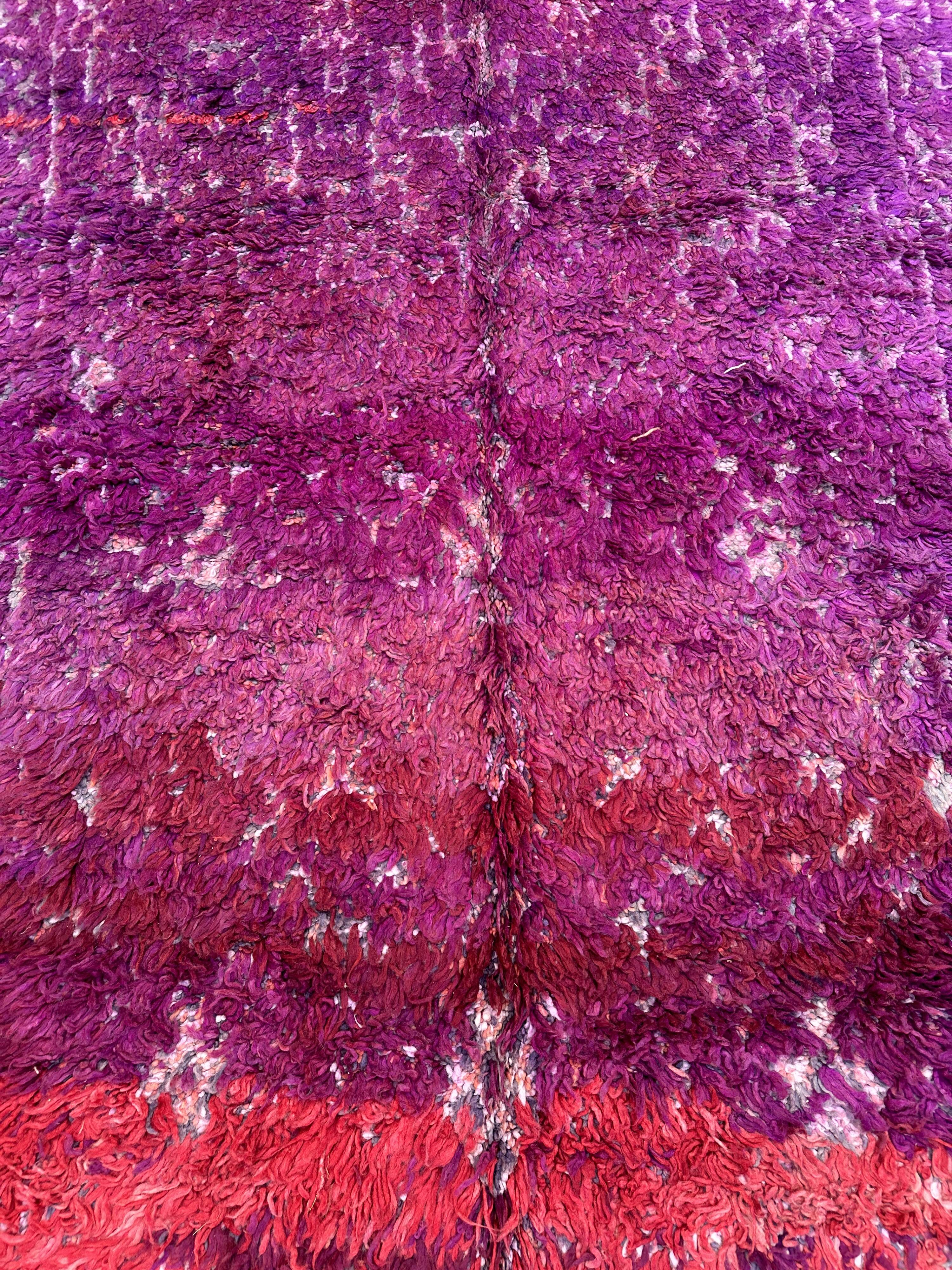 Moroccan rug Beni M'Guild purple - 296 x 192 cm