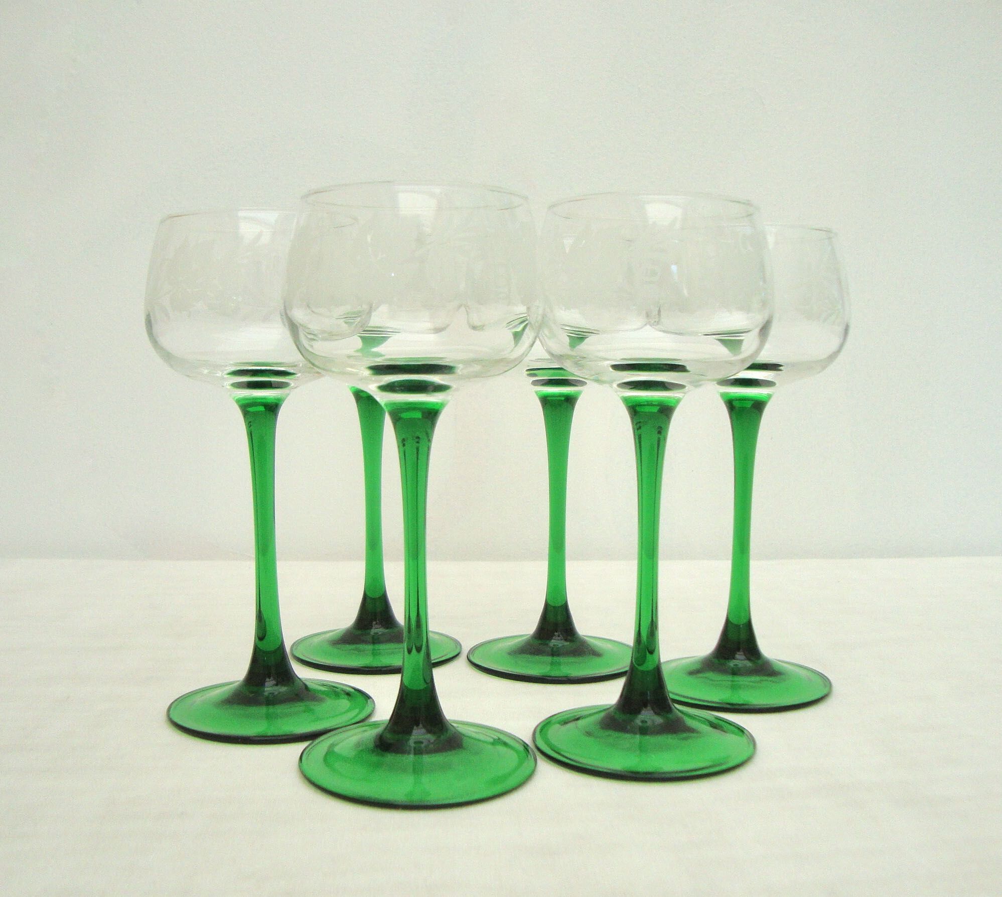 Set 6 glasses of Alsace wine