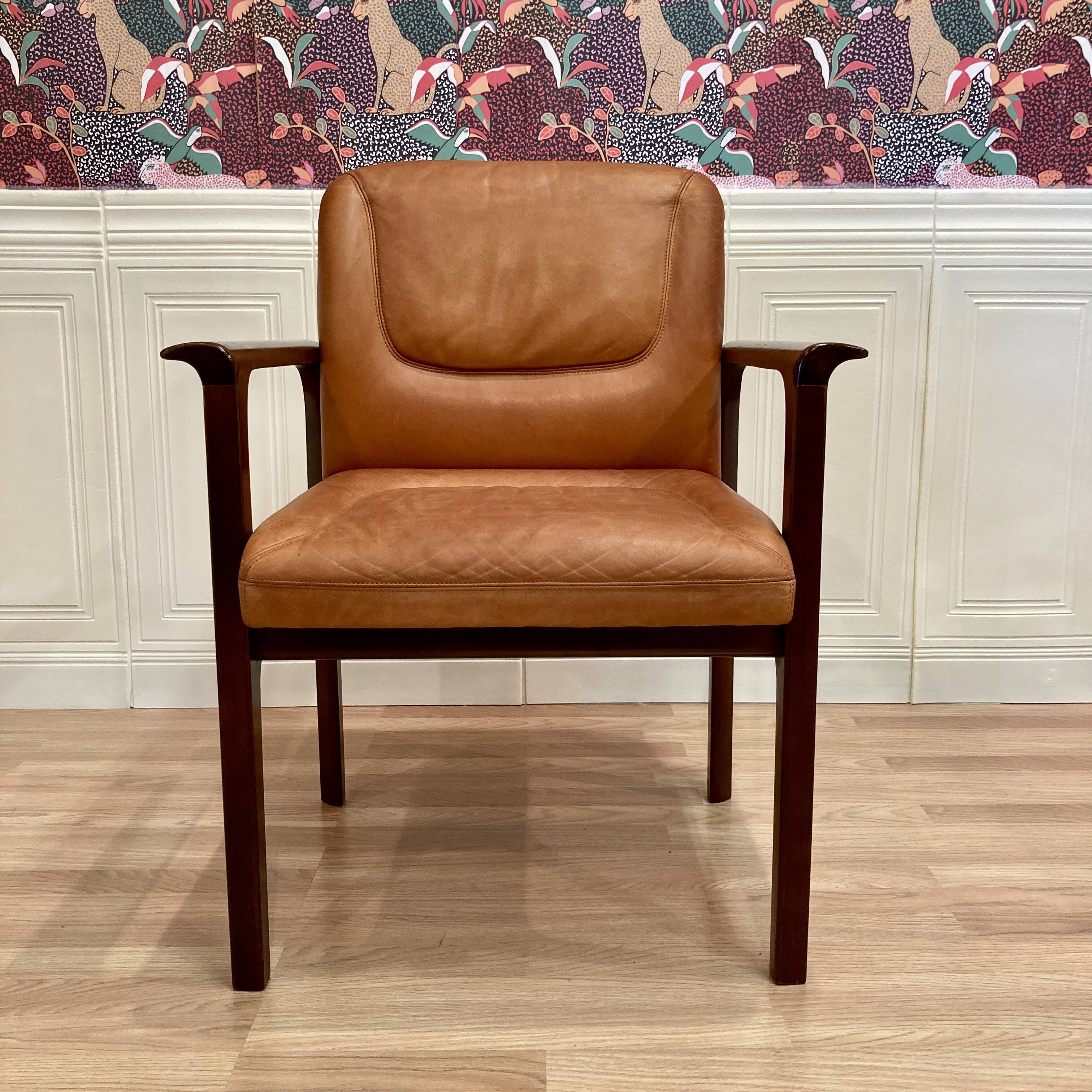 Leather armchair "1960 design".