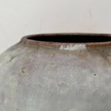 Minimalist vase from a German workshop from the mid-century by Lu and Gerd Grove, 1961.