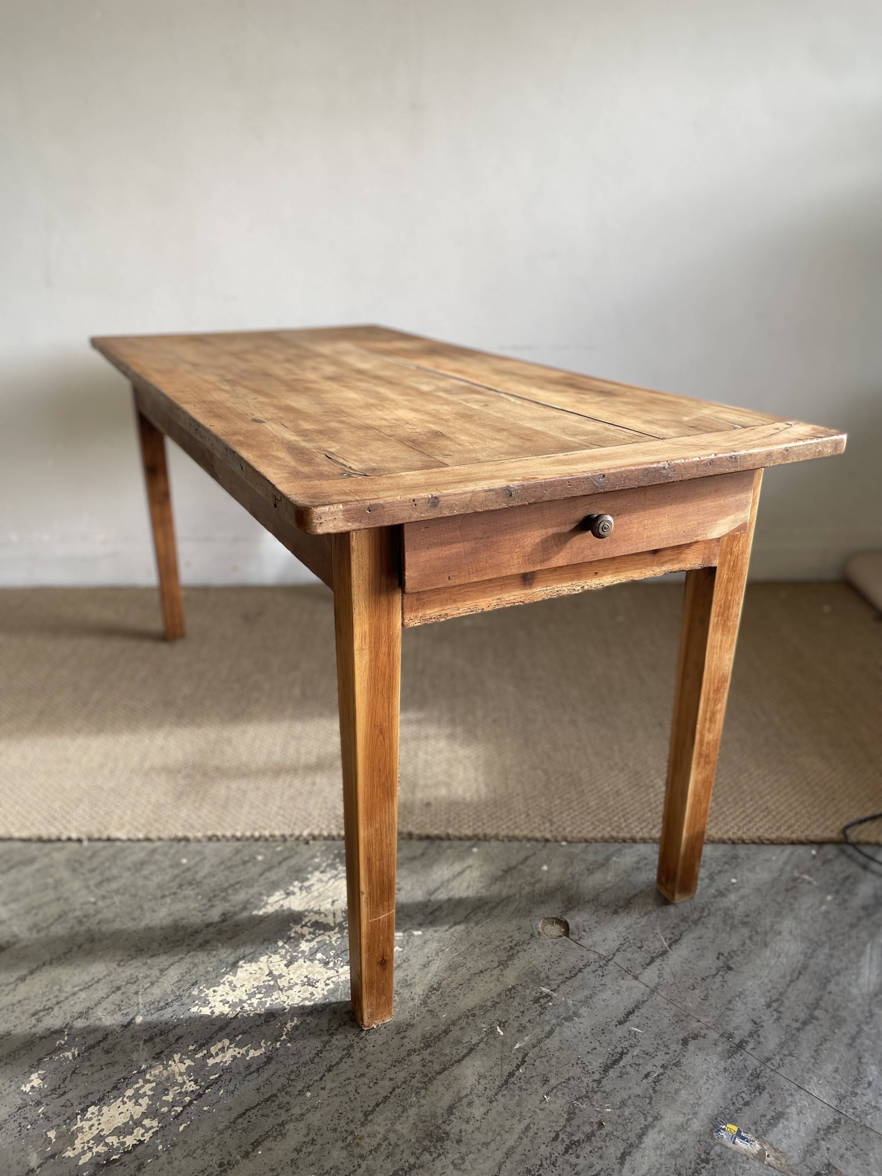 Farmhouse table