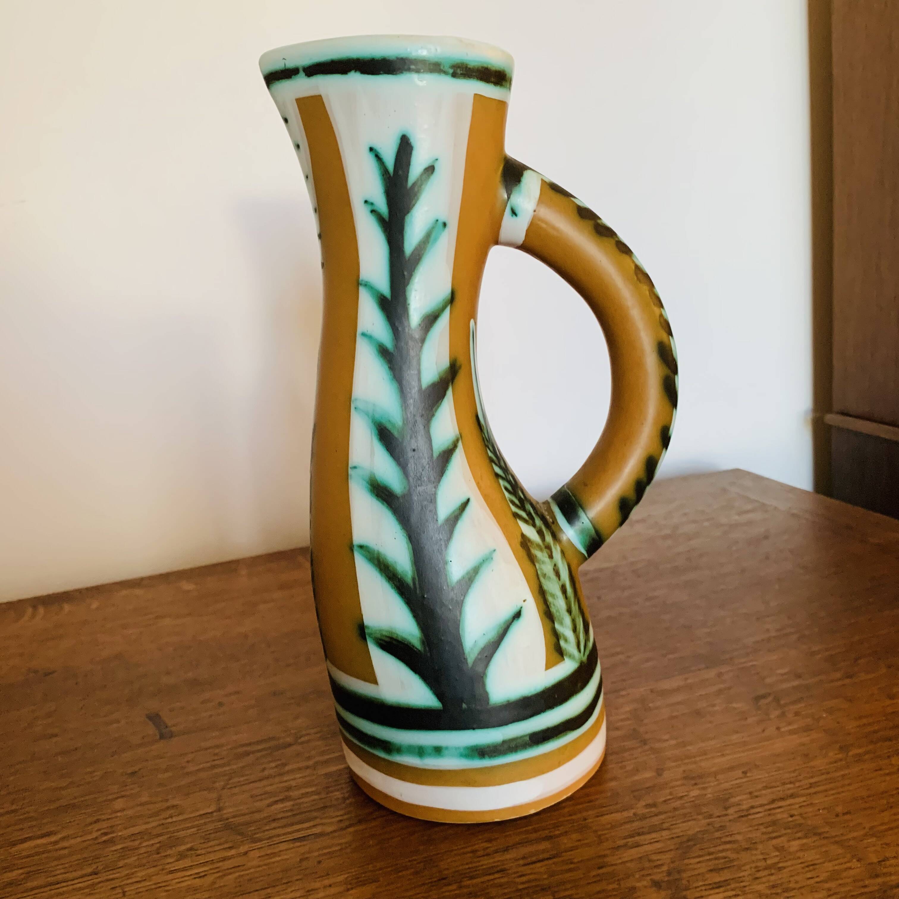 Kéraluc earthenware pitcher by Pierre Toulhoat