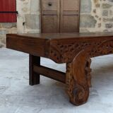 Important Indonesian bench in carved wood, Early 20th century