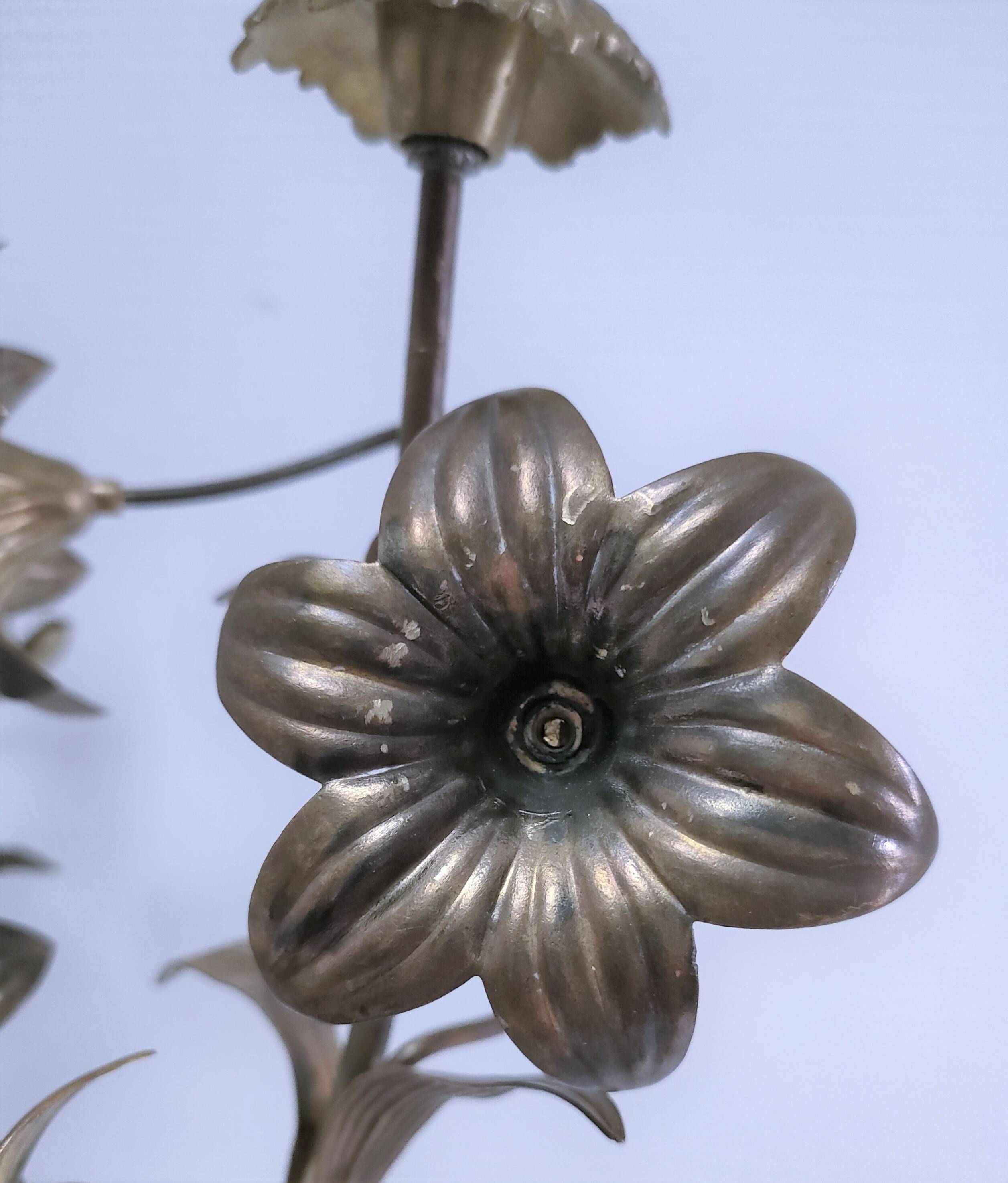 Pair of chandeliers brass bronze floral decoration