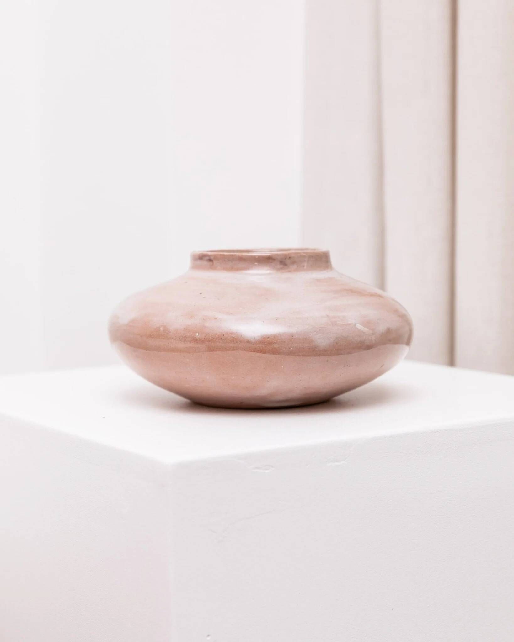 Gudrun Schenk Studio Ceramic Vase in beige-pink glaze - German Mid-Century Flower Vase, 1950s