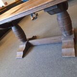 Table chêne massif 2 pieds centraux avec rallonges