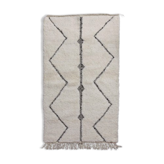 Moroccan berber carpet 100x165 cm